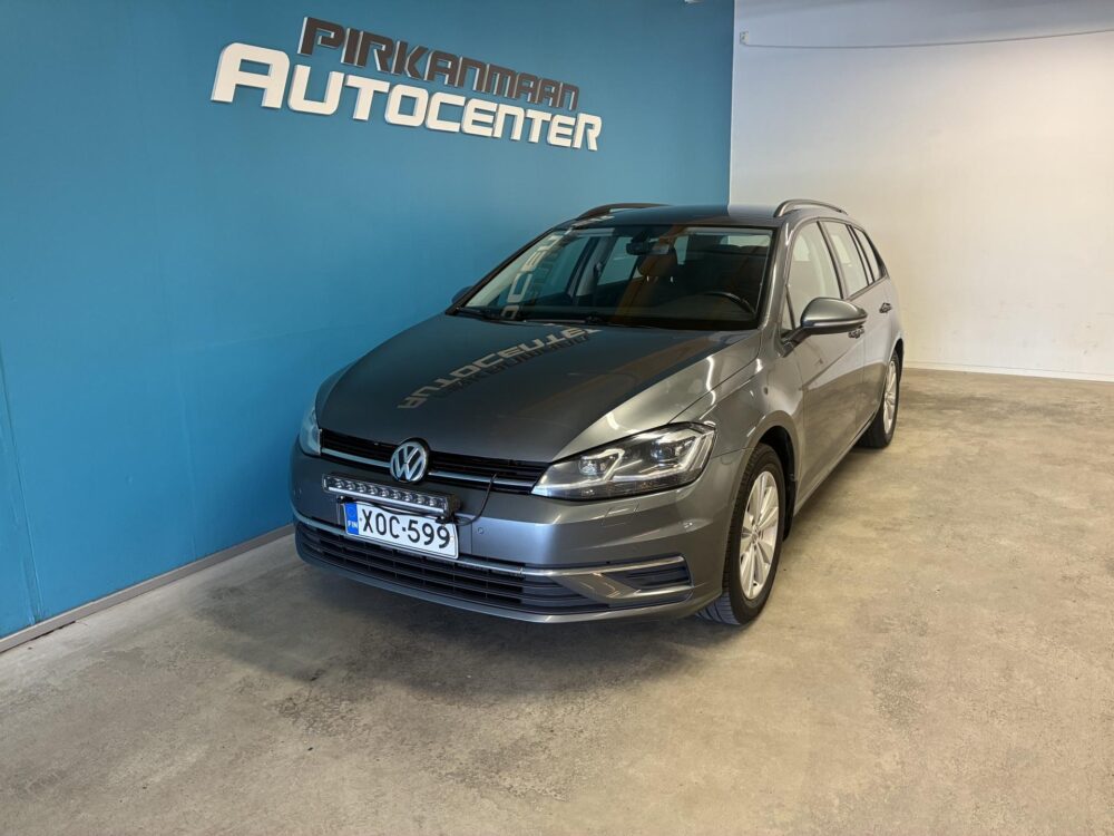 Volkswagen Golf 1