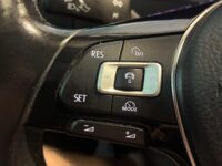 Volkswagen Golf 19
