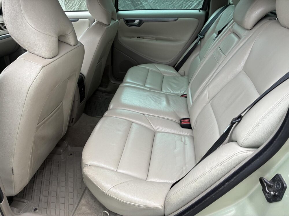 Volvo V70 5