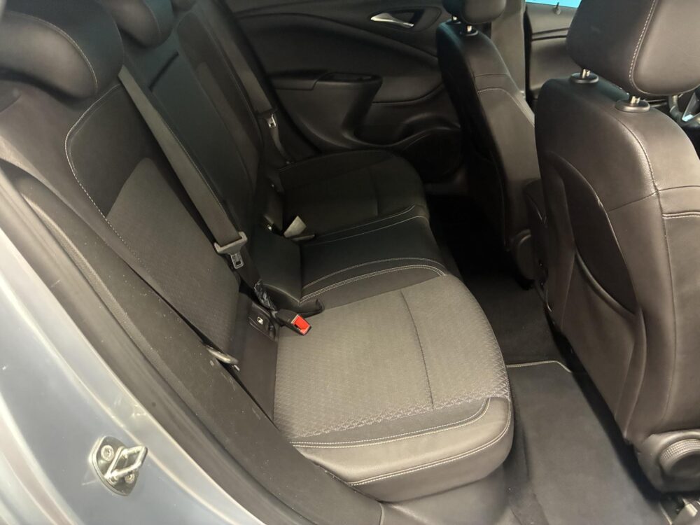 Opel Astra 10