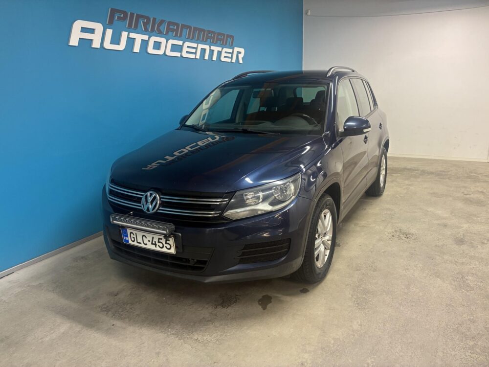 Volkswagen Tiguan 1