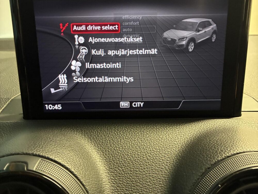 Audi Q2 17