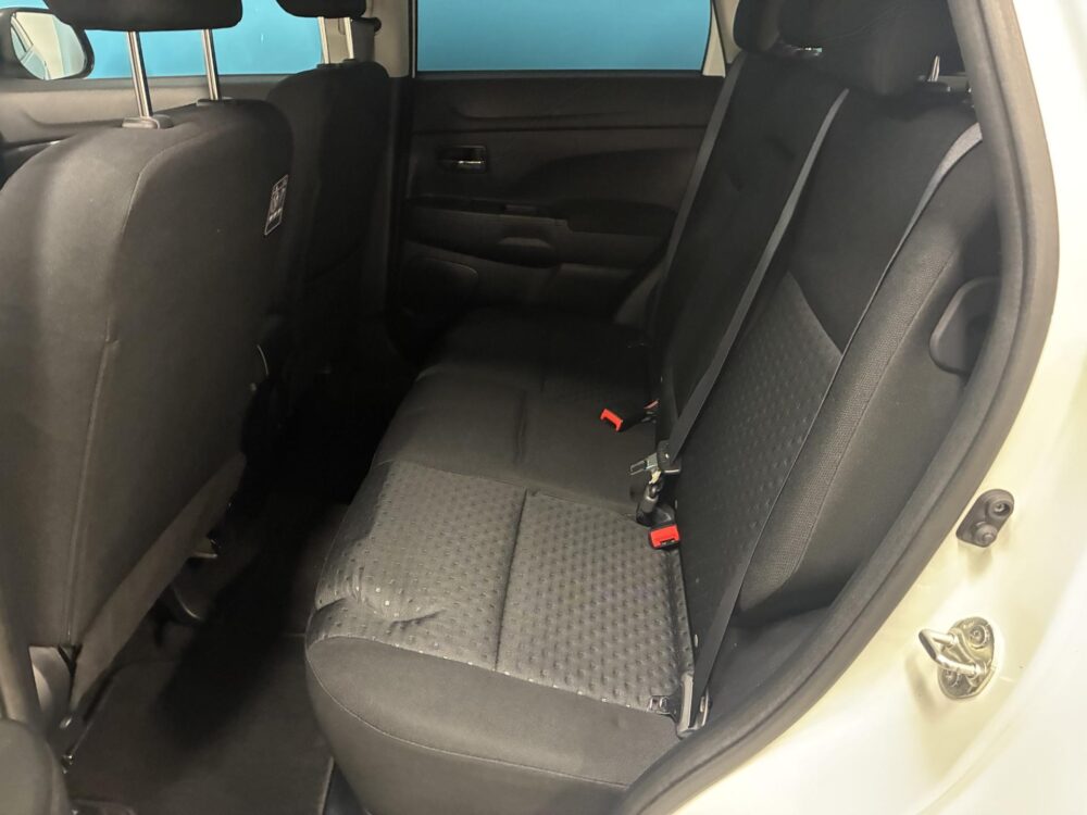 Mitsubishi ASX 8