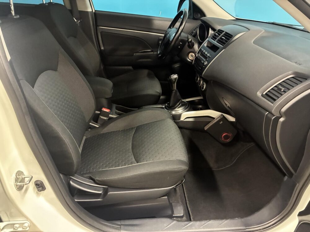 Mitsubishi ASX 9