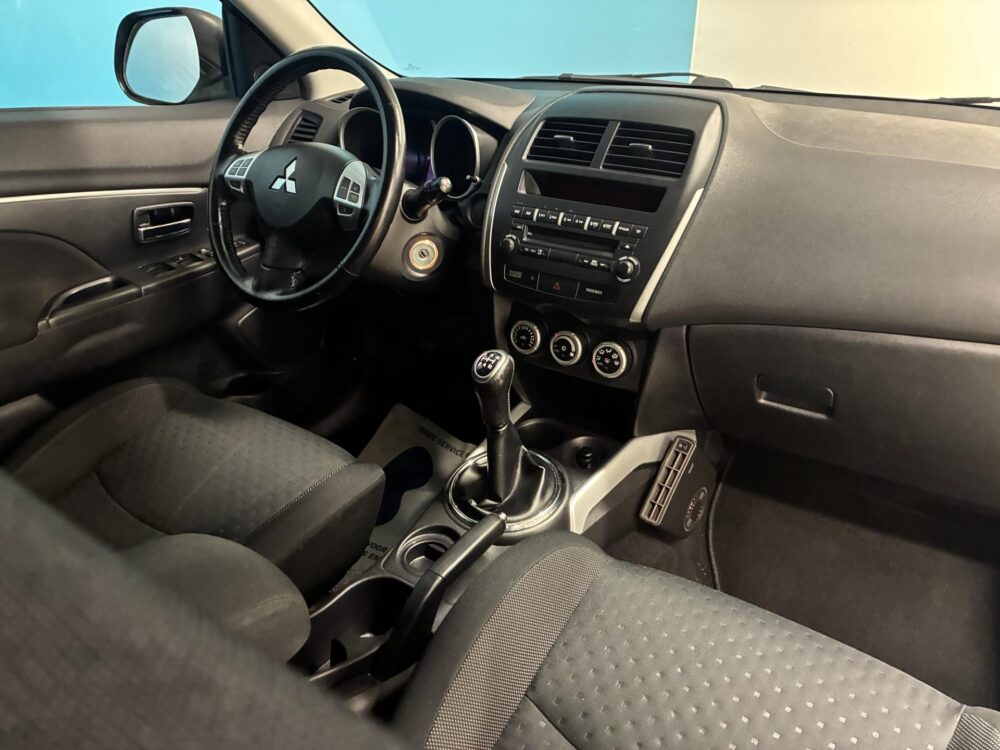 Mitsubishi ASX 13