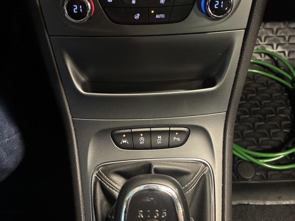 Opel Astra 15