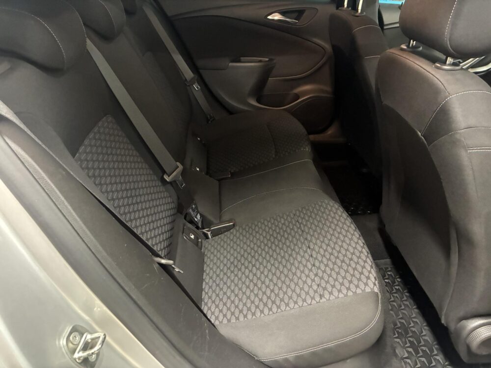 Opel Astra 10