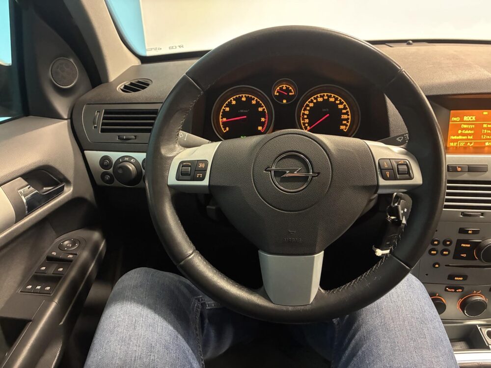 Opel Astra 11