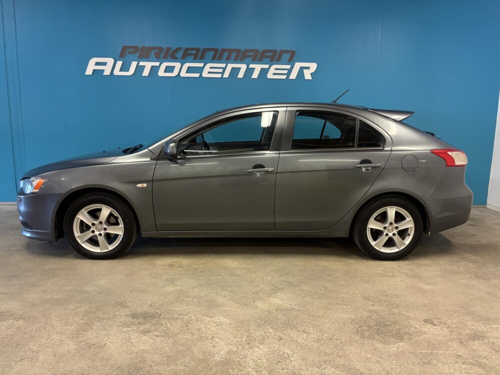 Mitsubishi Lancer 2