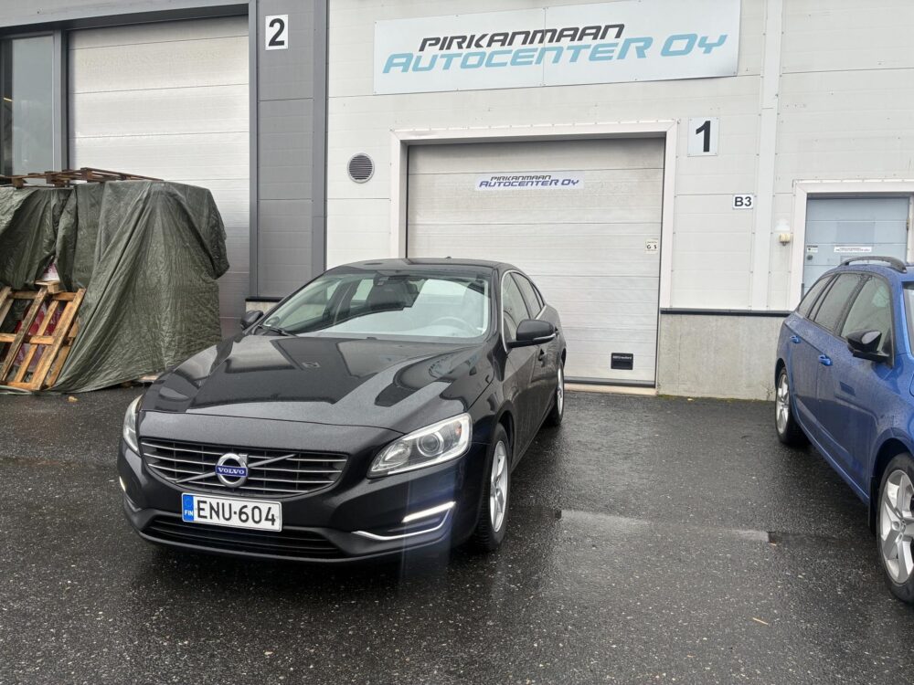 Volvo S60 1