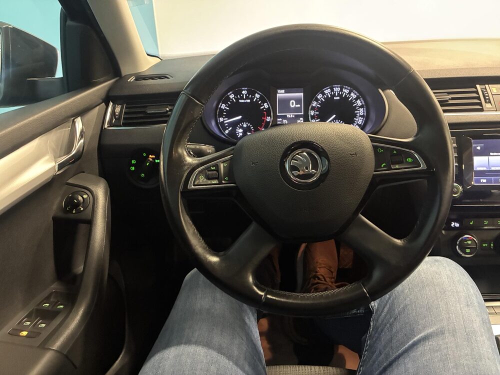 Skoda Octavia 11