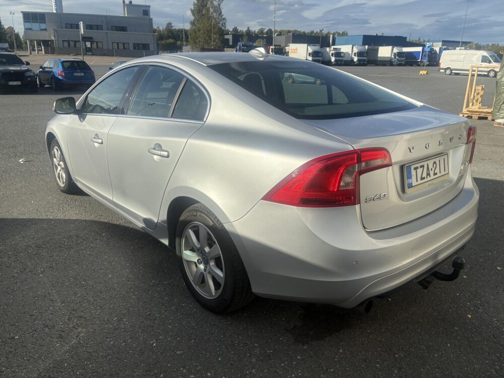 Volvo S60 3