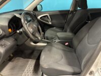 Toyota RAV4 7