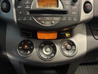 Toyota RAV4 15