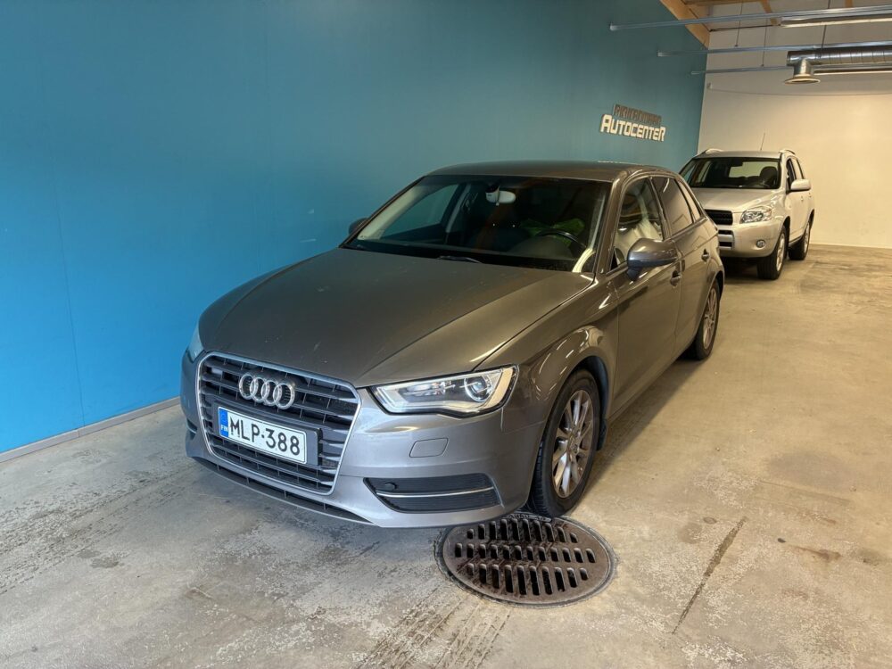 Audi A3 1