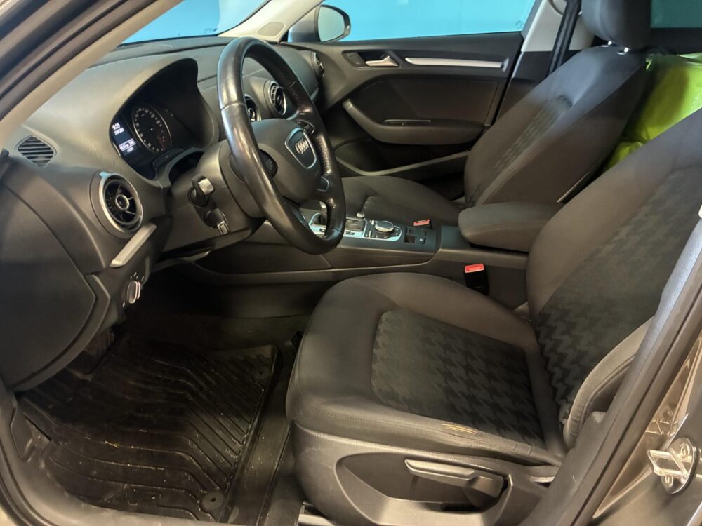 Audi A3 4