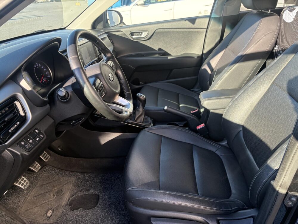 Kia Rio 4