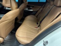 Mercedes-Benz E 8