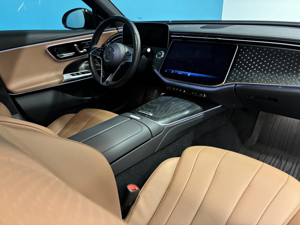 Mercedes-Benz E 12