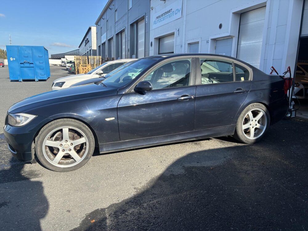 BMW 318 2