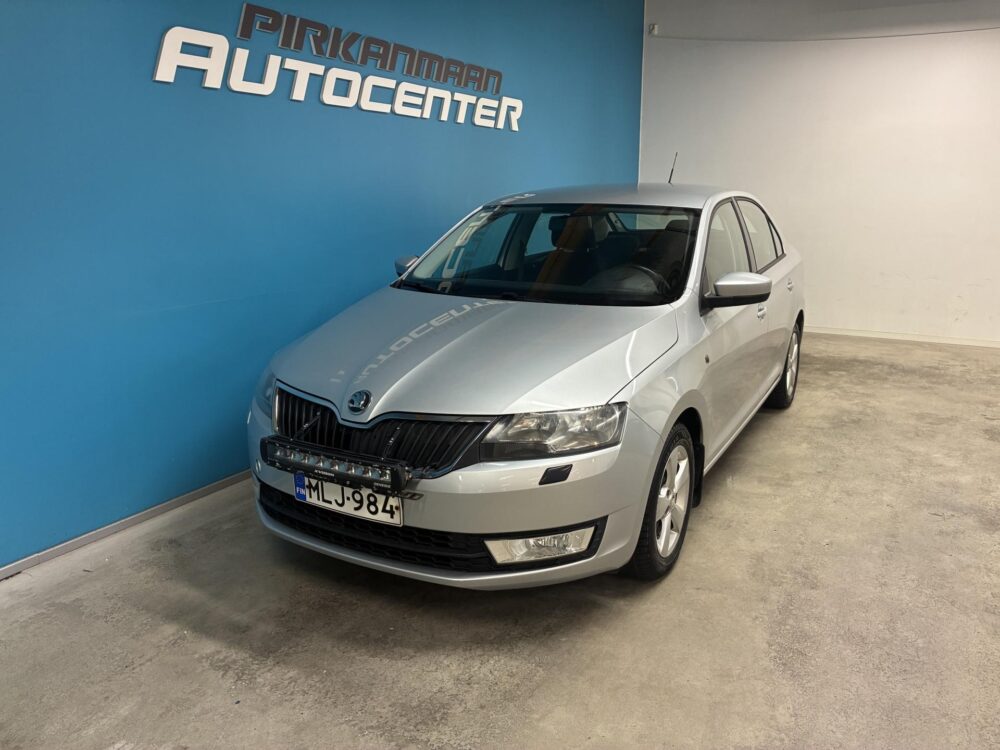 Skoda Rapid 1