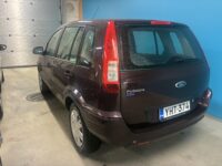 Ford Fusion 2