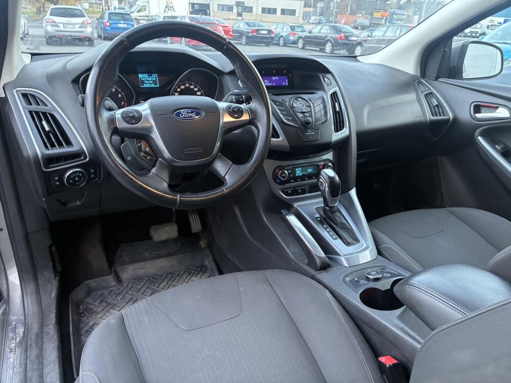 Ford Focus 6